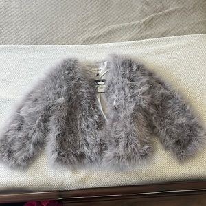 Faux fur 3/4 sleeve jacket never worn dress up or down